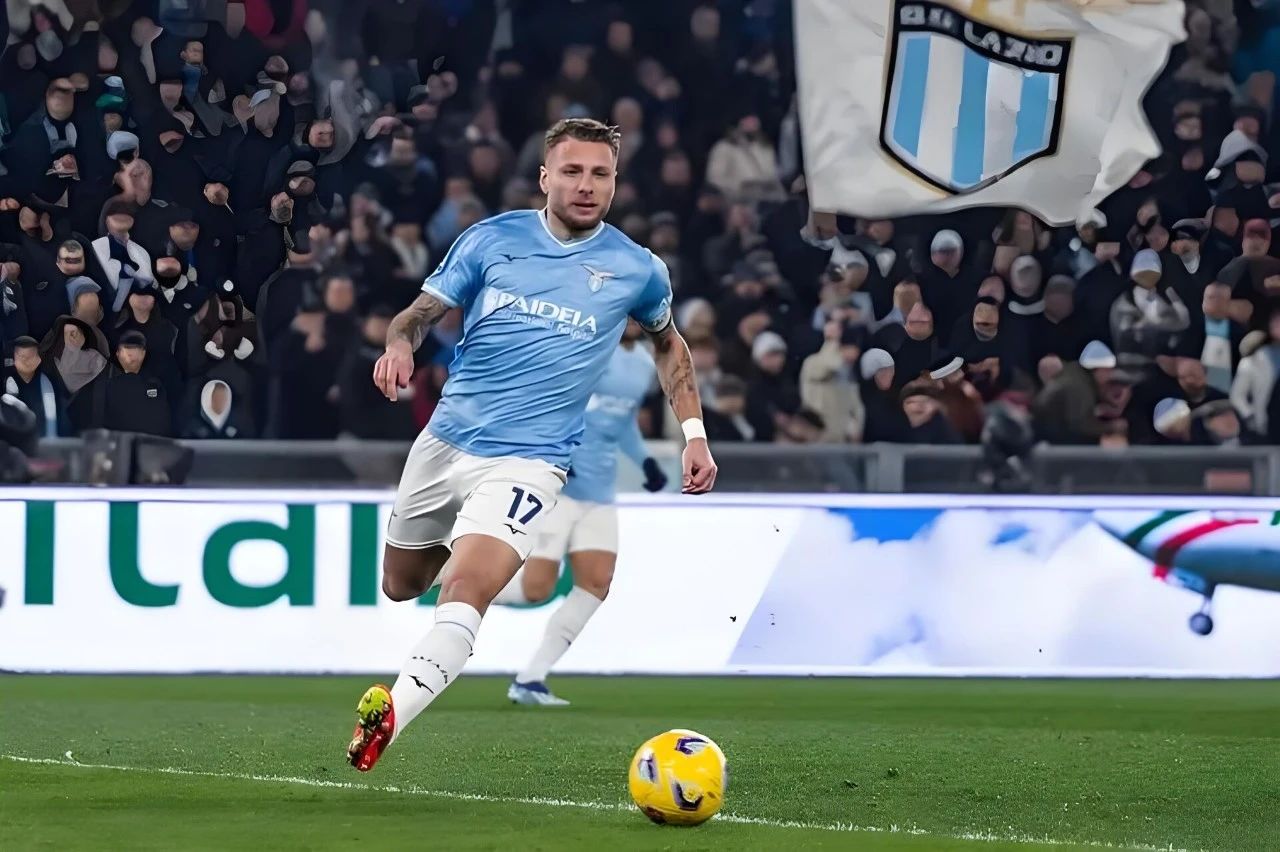 拉齐奥后卫进球，助球队豪取胜利的简单介绍