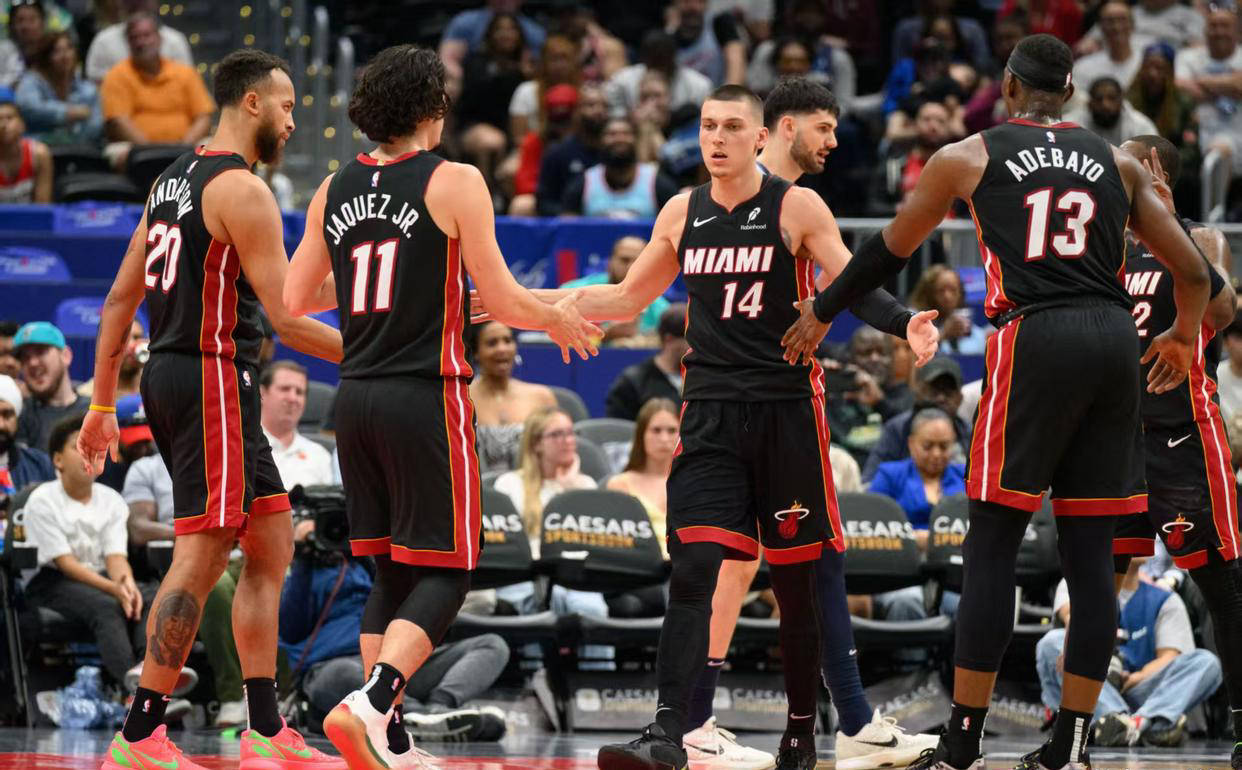 NBA季后赛大胜，球队气势如虹接连获胜(nba季后赛大胜,球队气势如虹接连获胜的是谁)