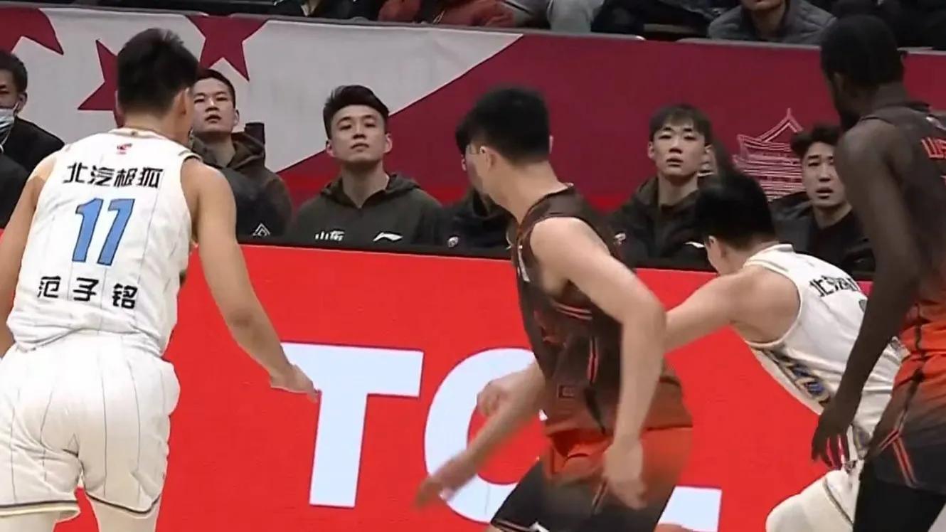 aoa体育体育链接-包含湖南海牛队士气高昂，再次获得比赛胜利的词条