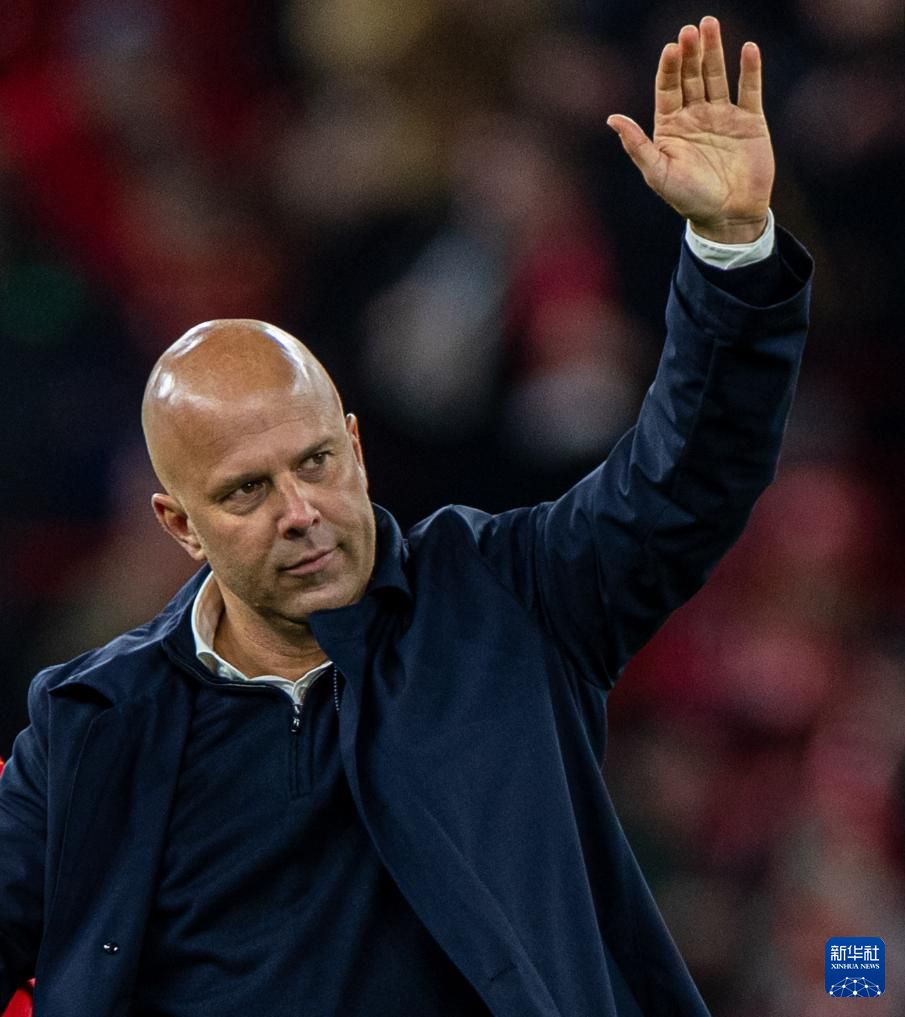 皇马主场击败利物浦,晋级欧冠决赛(皇马主场击败利物浦,晋级欧冠决赛是哪一年) 皇马主场击败利物浦,晋级欧冠决赛(皇马主场击败利物浦,晋级欧冠决赛是哪一年)