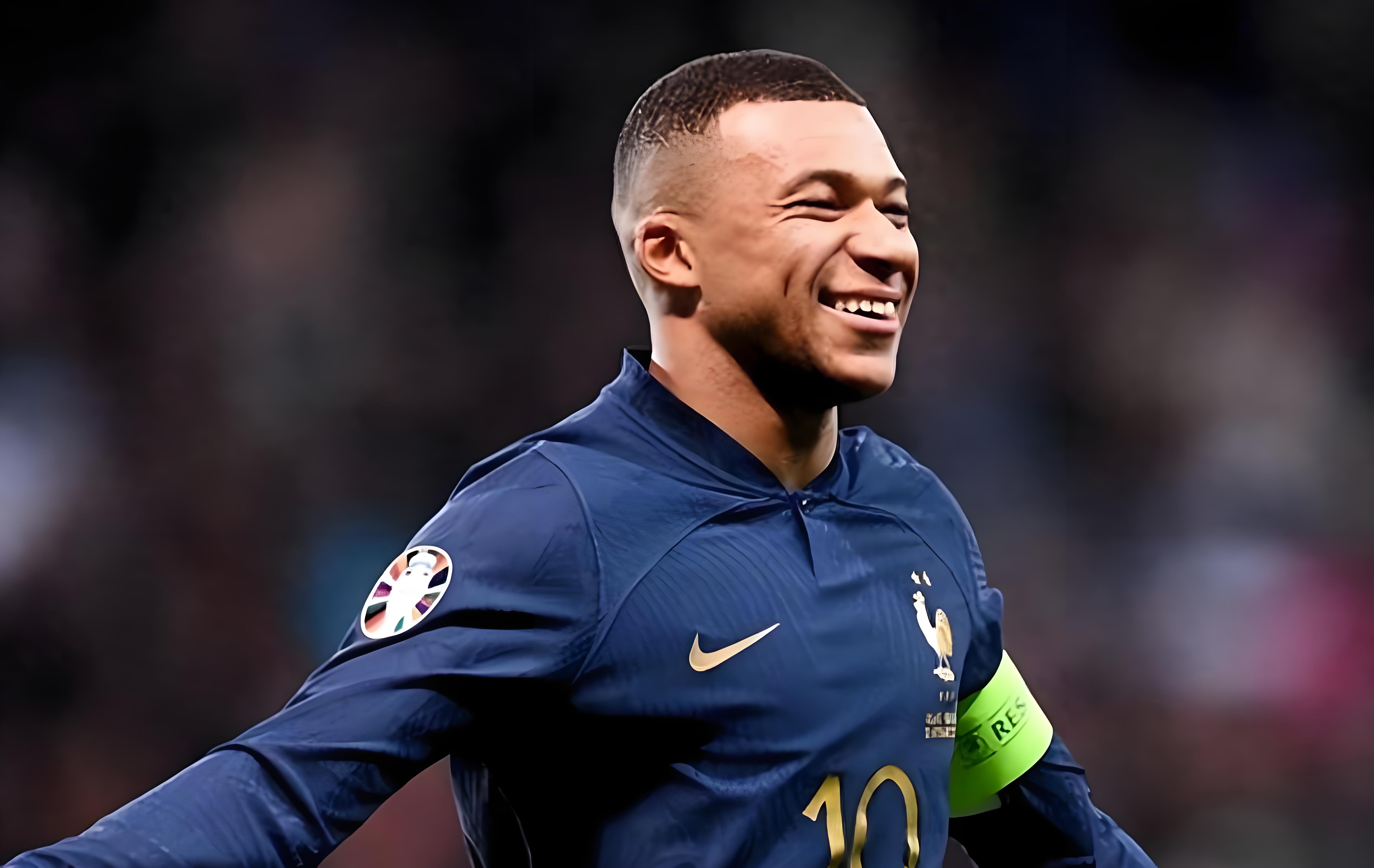 阿贾克斯凭实力晋级,欧洲之巅风生水起 阿贾克斯凭实力晋级,欧洲之巅风生水起