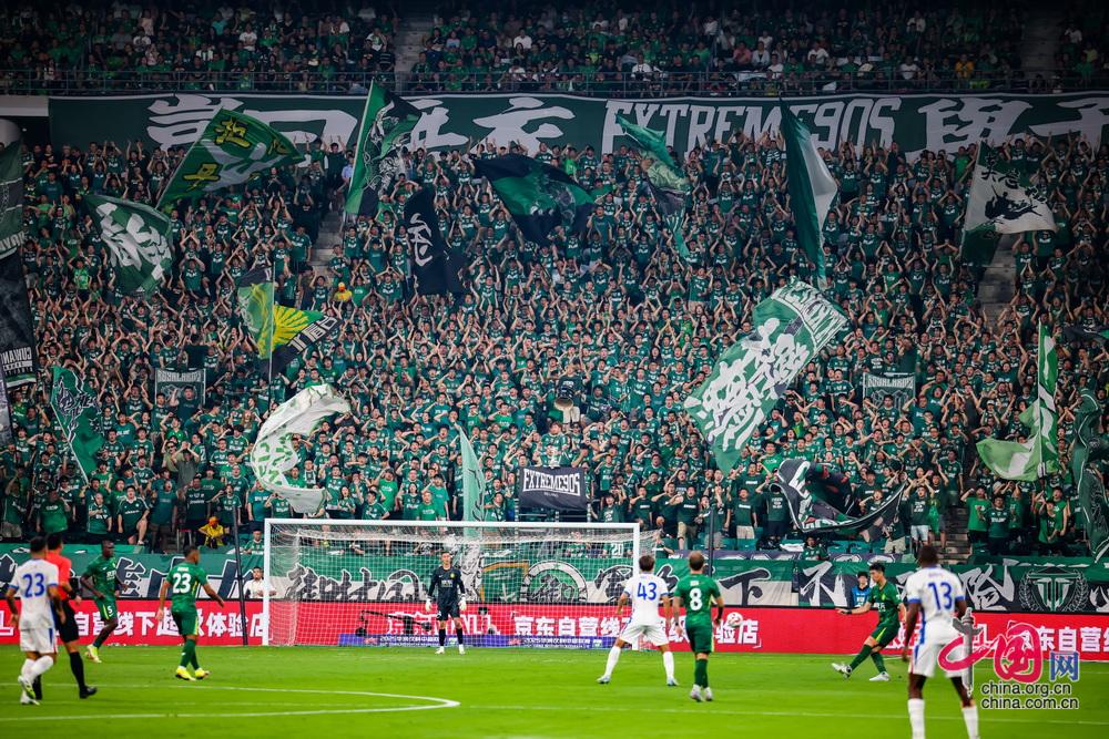 苏宁客场不敌申花,遭遇连败 苏宁客场不敌申花,遭遇连败