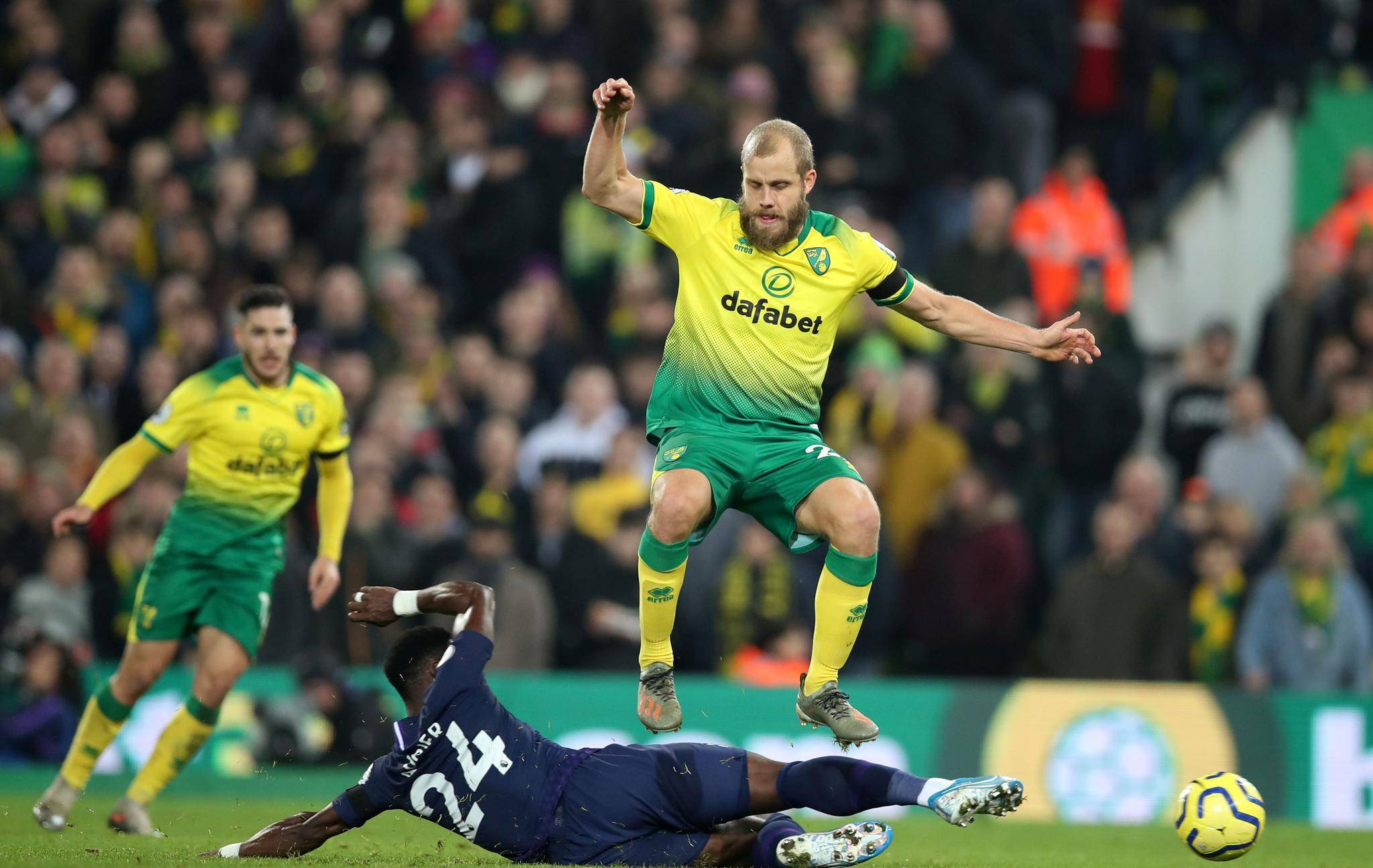 利兹联大获全胜积分榜跃居前列的简单介绍