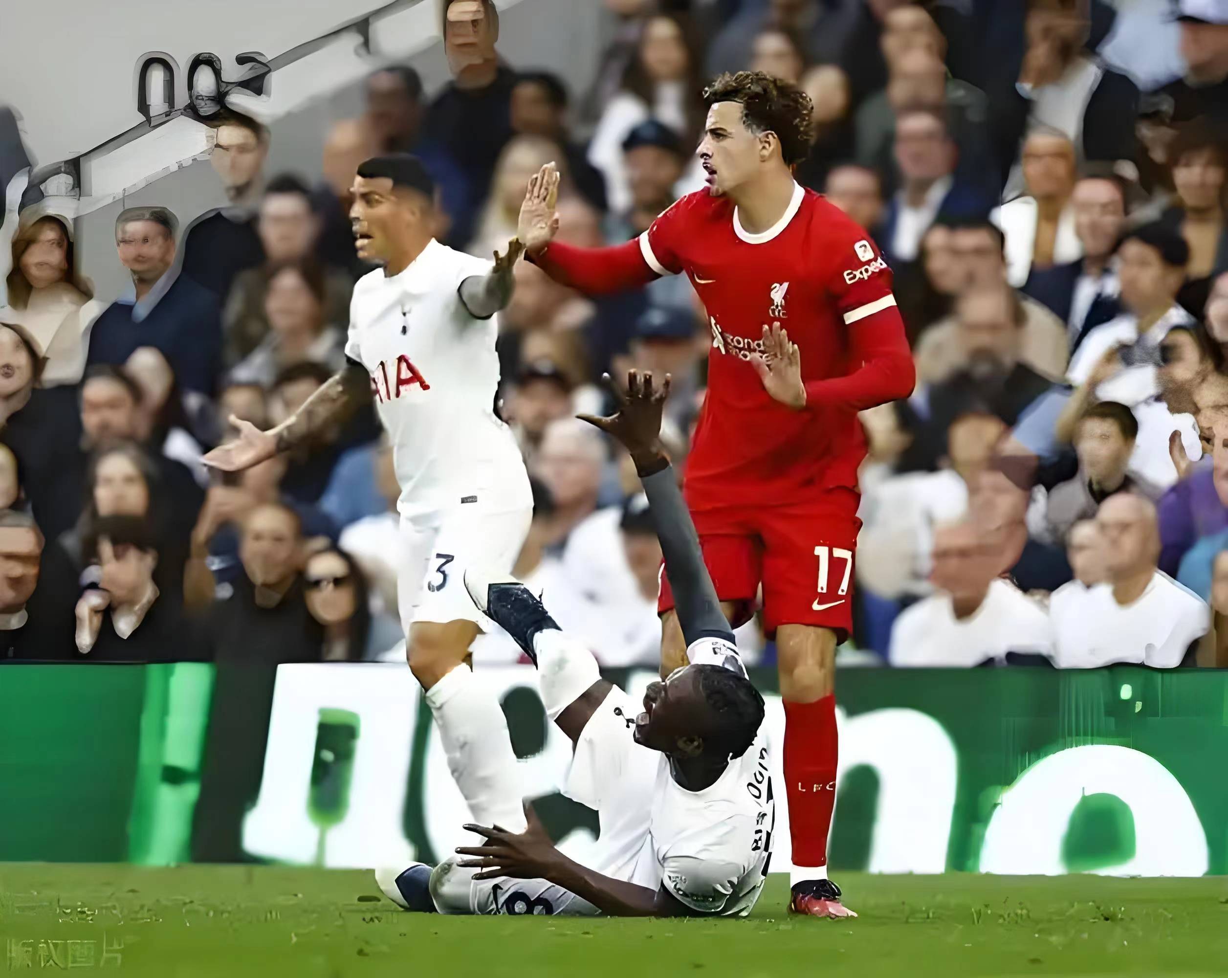 一位球员在热门比赛中取得关键进球,成为焦点 一位球员在热门比赛中取得关键进球,成为焦点