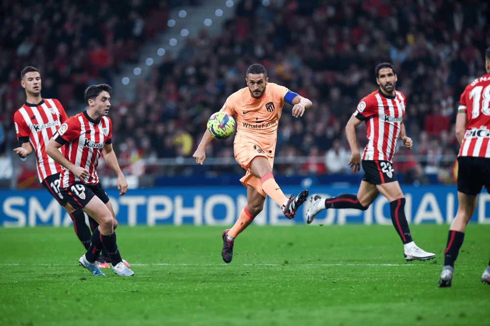 西甲劲旅马德里竞技球队迎战压力山大 西甲劲旅马德里竞技球队迎战压力山大