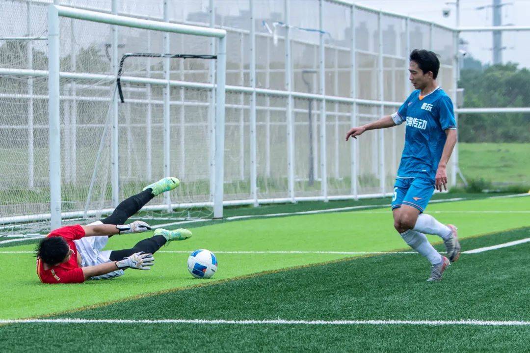 关于亚洲足球大赛：各队较量激情迸发的信息