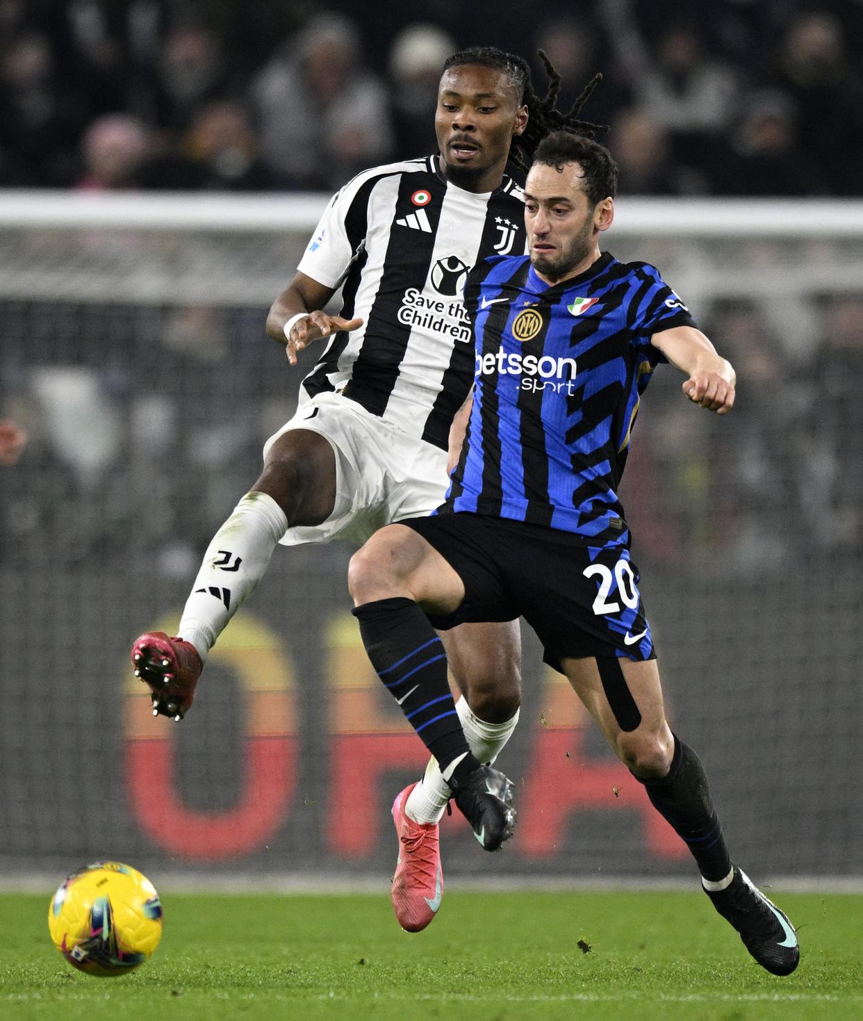 aoa体育体育app下载-尤文图斯挑战AC米兰，一战定生死