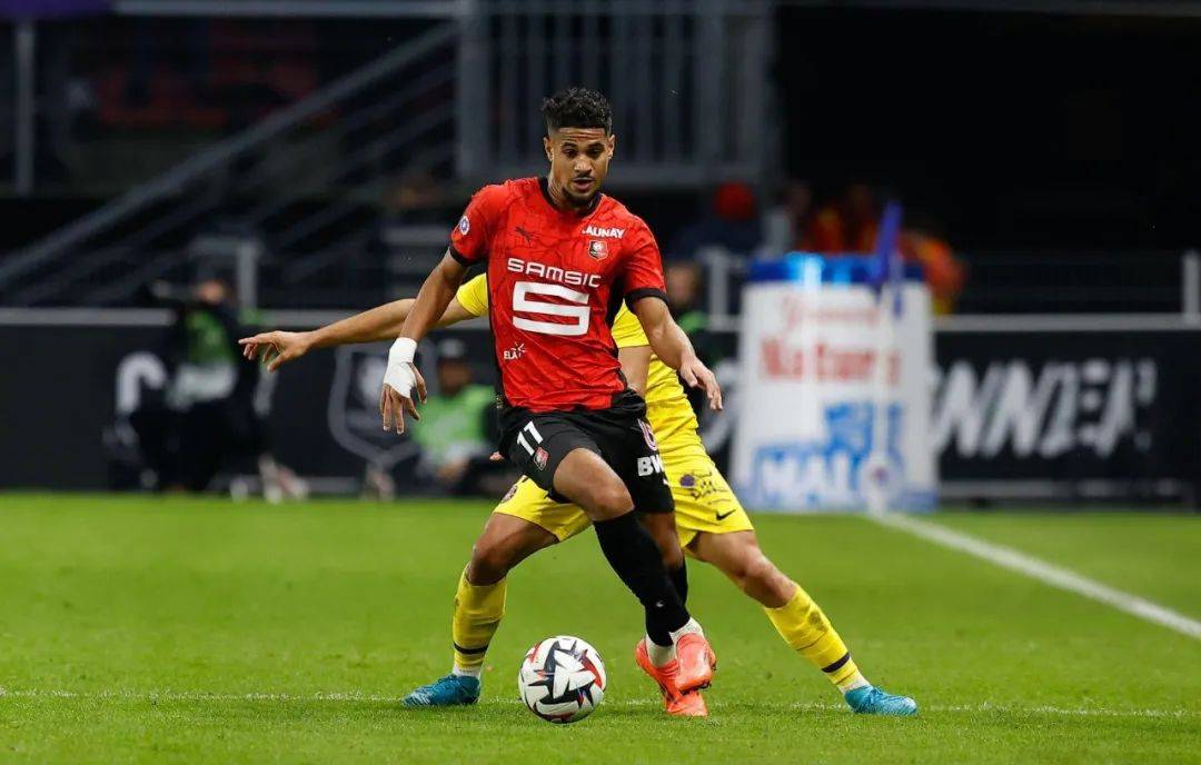 摩纳哥主场发威,圣埃蒂安艰难保持领先的简单介绍 摩纳哥主场发威,圣埃蒂安艰难保持领先的简单介绍